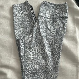 Nike 7/8 leggings medium